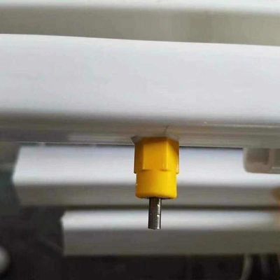 25mm Kare Tüp Kanatlı İçme Hattı Plastik PVC Tavuk Su Borusu