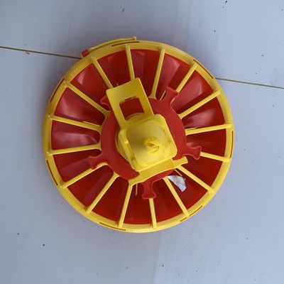 0.3 KG Kümes Yem Küvetleri 16 ızgara Tavuk Tava Yemlik