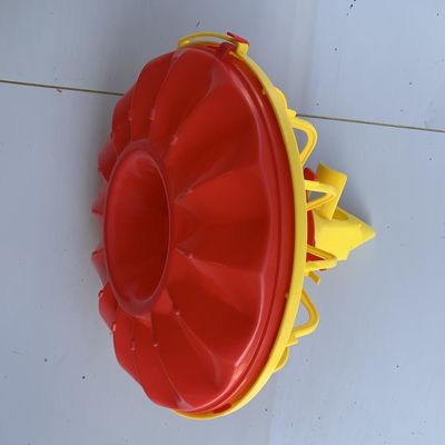 0.3 KG Kümes Yem Küvetleri 16 ızgara Tavuk Tava Yemlik